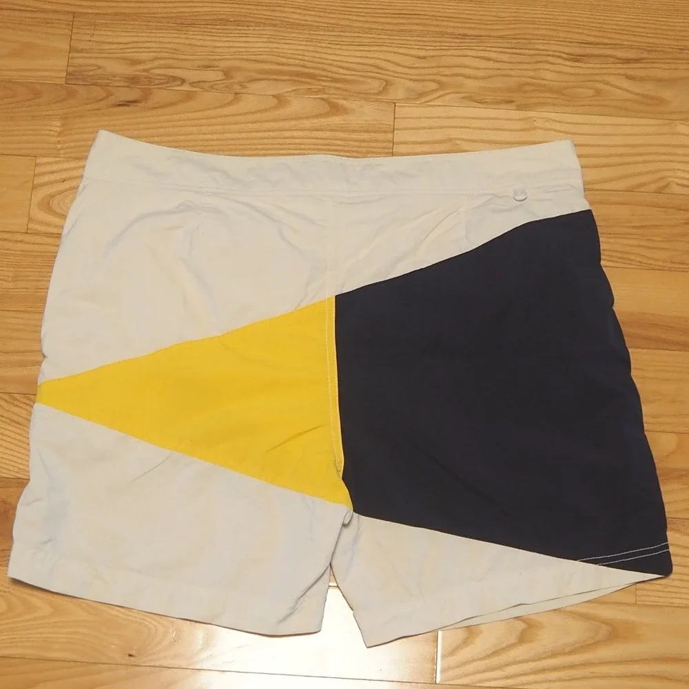 Tommy Hilfiger Mens Swim Trunks Sz XL Retro Nautica Flag Shorts